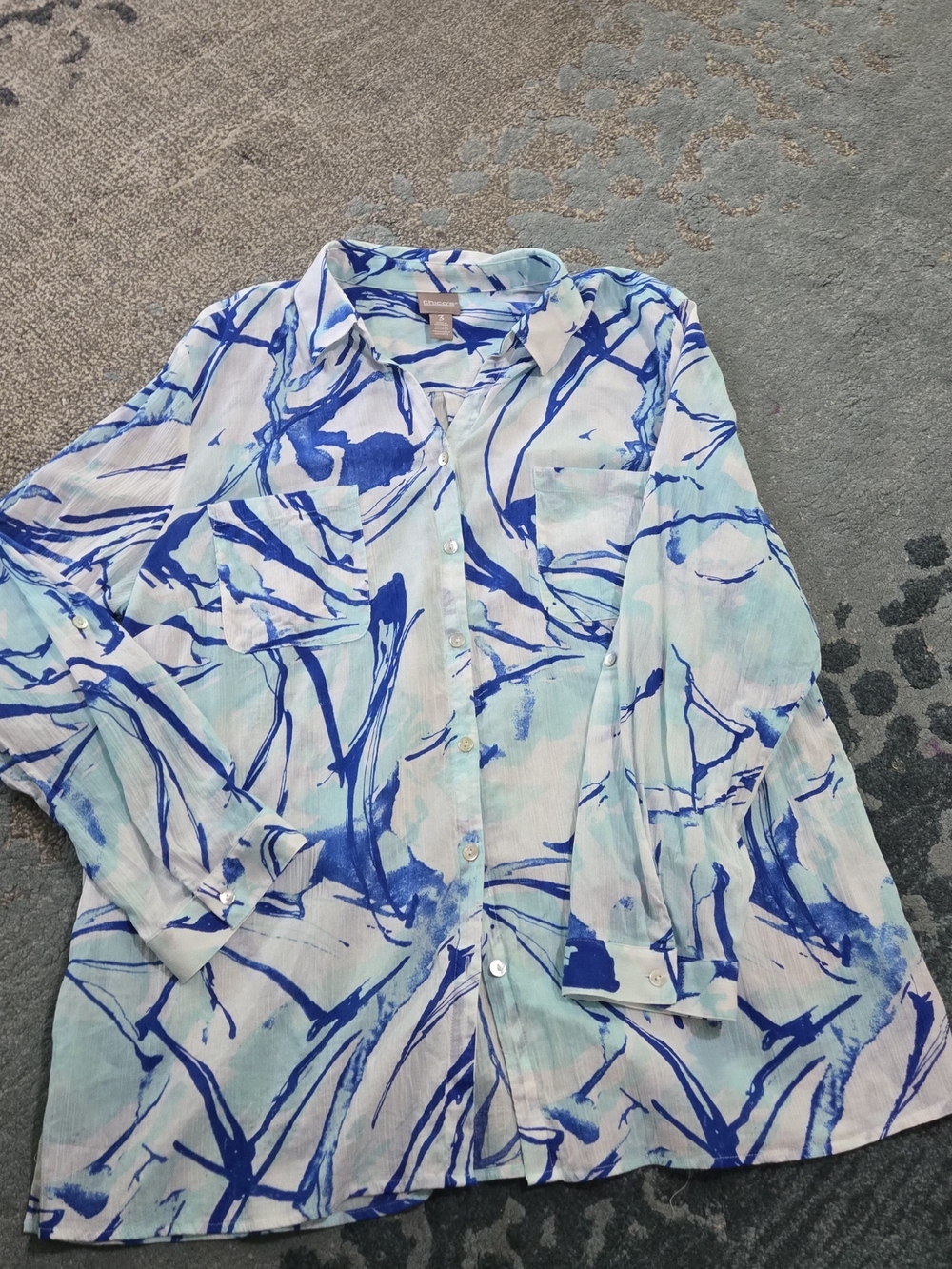 Chico's Women's Size 3 Light Blue & Navy Abstract Print Button-Up Shirt